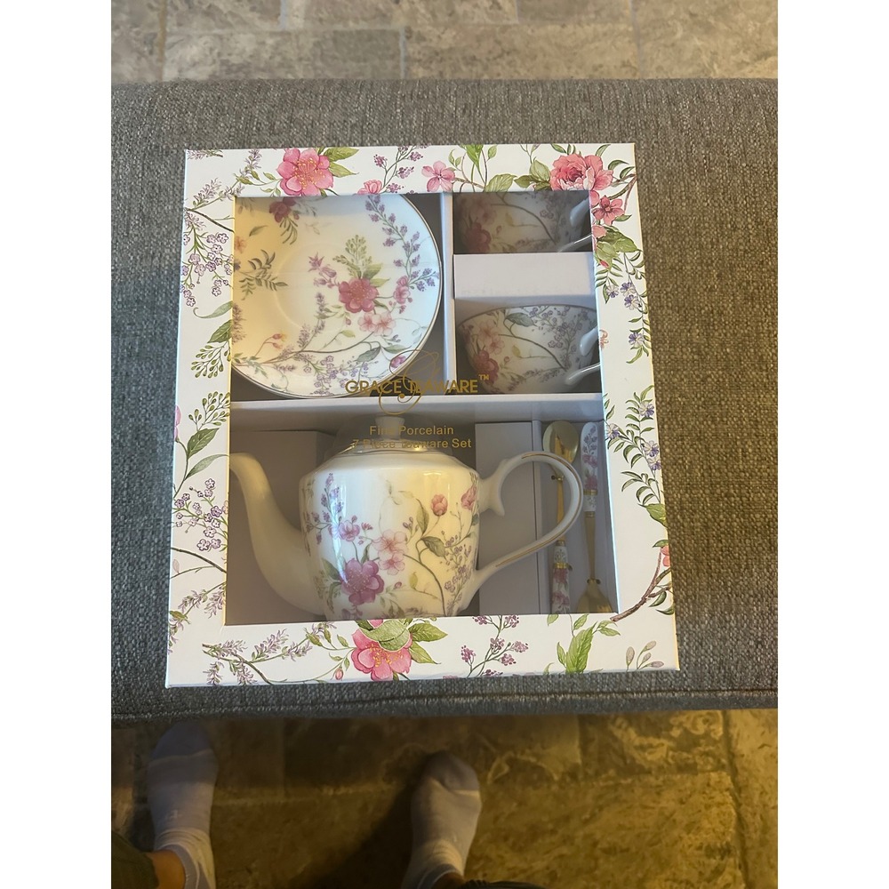 Grace Teaware Fine Porcelain 7 Piece Tea Set‎ Floral Design NIP